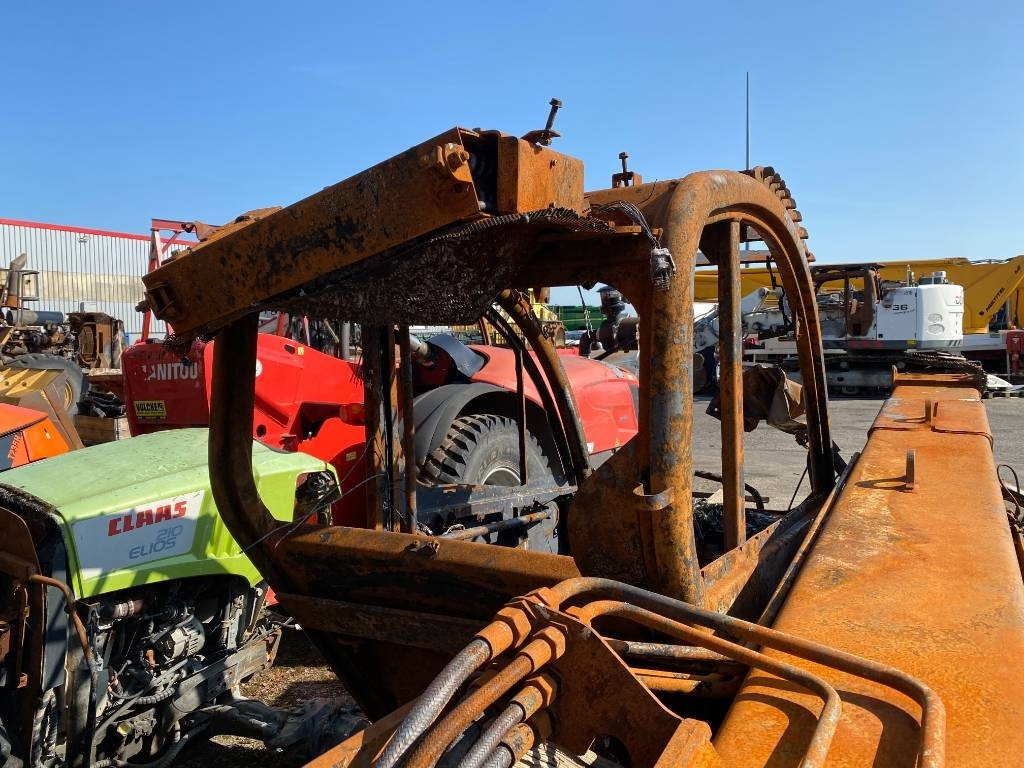 Telescopic handler Manitou MLT 737 endommagé: picture 22 Telescopic handler Manitou MLT 737 endommagé: picture 22