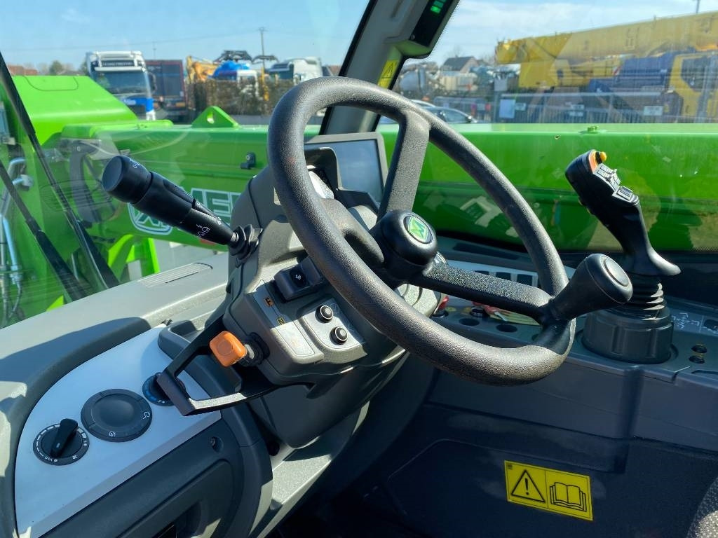 Telescopic wheel loader Merlo P72.10/Plus 1er Main-Certificat CE endommagé: picture 22