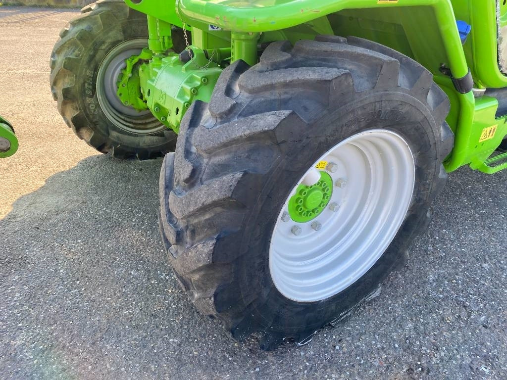 Telescopic wheel loader Merlo P72.10/Plus 1er Main-Certificat CE endommagé: picture 19