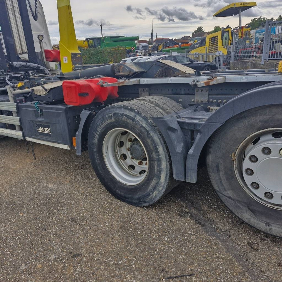 Hook lift truck Renault D Wide 380: picture 19