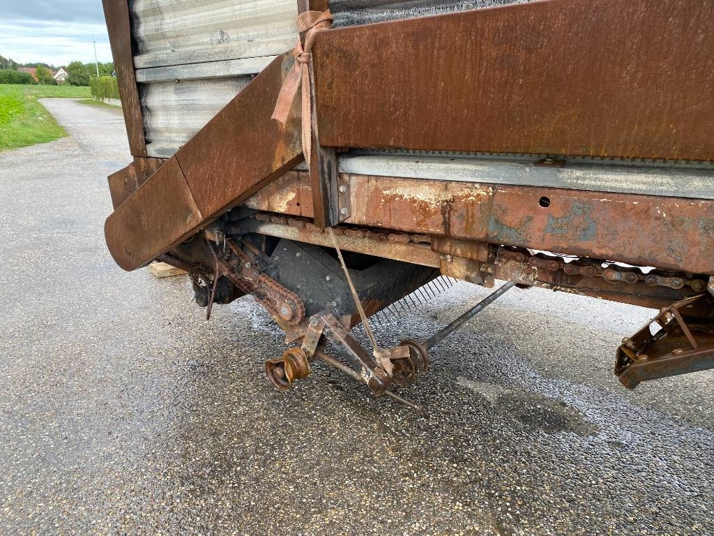 Self-loading wagon Schuitemaker RAPIDE 75 - 40Km/h endommagée: picture 21 Self-loading wagon Schuitemaker RAPIDE 75 - 40Km/h endommagée: picture 21