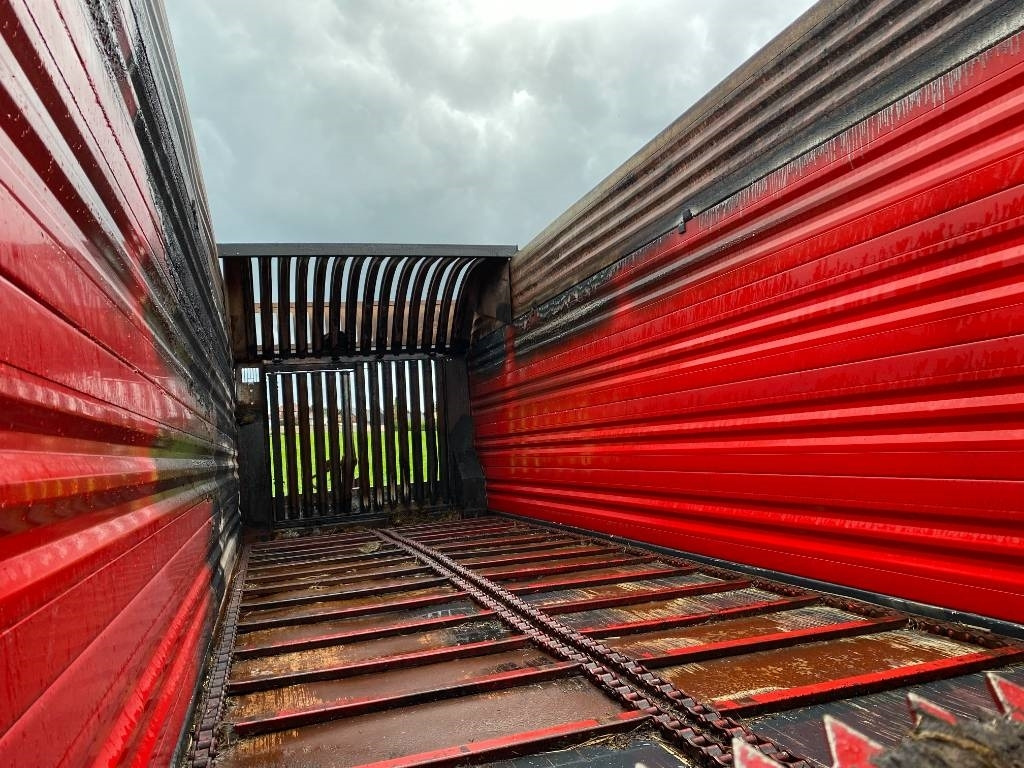 Self-loading wagon Schuitemaker RAPIDE 75 - 40Km/h endommagée: picture 29 Self-loading wagon Schuitemaker RAPIDE 75 - 40Km/h endommagée: picture 29