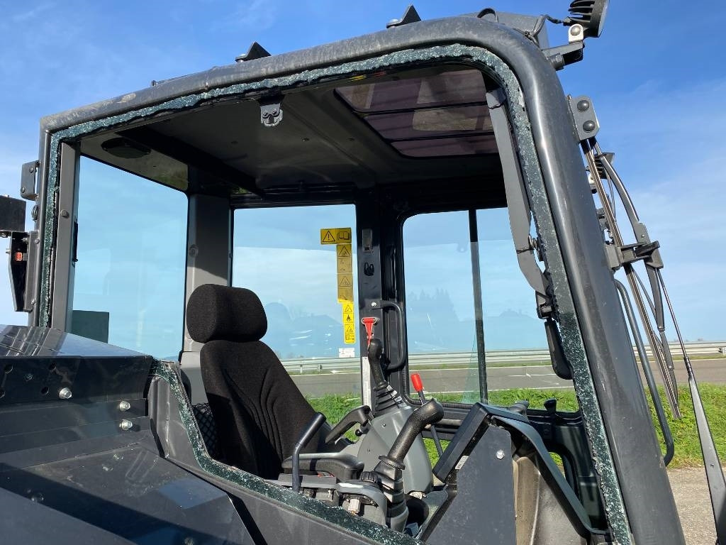 Mini excavator Yanmar SV 100-7 1er Main/Certificat CE endommagée: picture 42