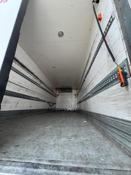 Iveco STRALIS 360 EEV FRIGO CARRIER HAYON - Refrigerator truck: picture 4 Iveco STRALIS 360 EEV FRIGO CARRIER HAYON - Refrigerator truck: picture 4