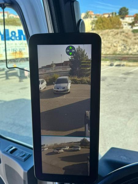 Mercedes ACTROS 1851 RETARDER - Tractor unit: picture 5 Mercedes ACTROS 1851 RETARDER - Tractor unit: picture 5