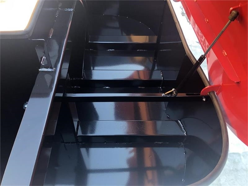 Case IH 1800 mm opbevaringskasse - Counterweight: picture 2 Case IH 1800 mm opbevaringskasse - Counterweight: picture 2