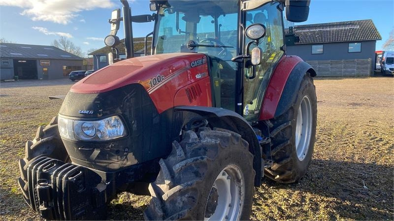 Case IH Farmall 100C - Farm tractor: picture 2 Case IH Farmall 100C - Farm tractor: picture 2