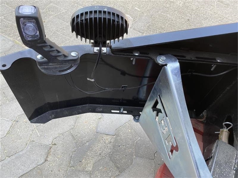 Case IH Frontvægtklods 1000 kg med side bumper - Counterweight: picture 4 Case IH Frontvægtklods 1000 kg med side bumper - Counterweight: picture 4