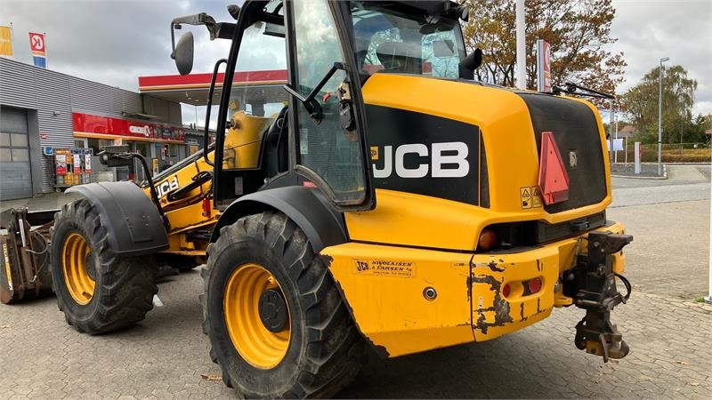 JCB TM 320S Agri - Telescopic handler: picture 3 JCB TM 320S Agri - Telescopic handler: picture 3
