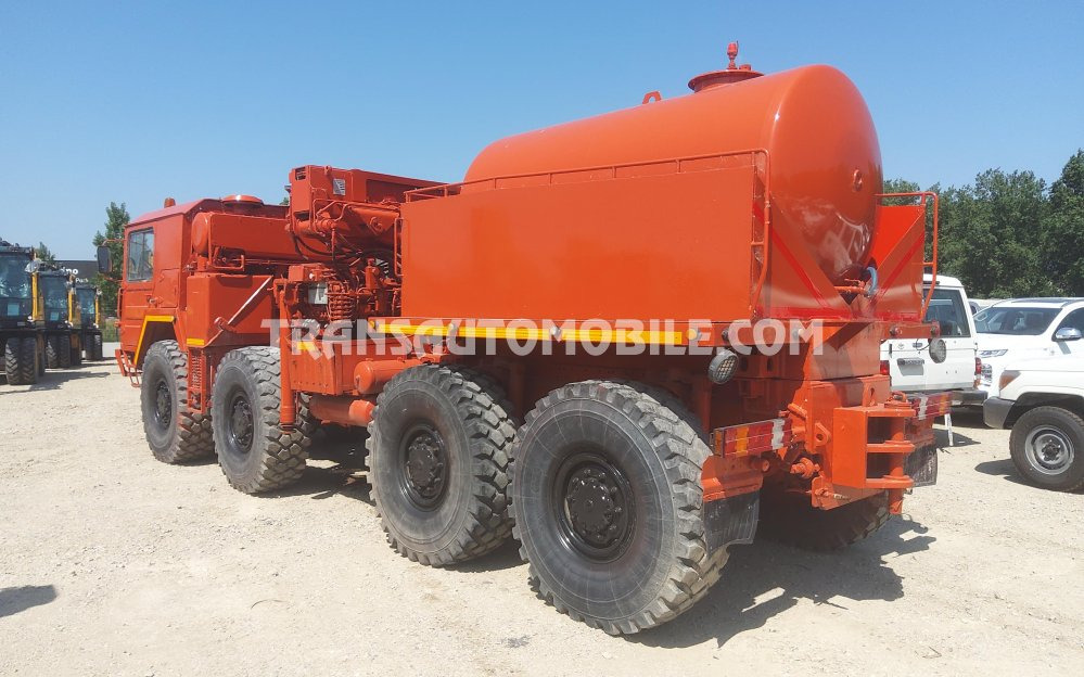 Man KAT 1 8x8 12.7L TURBO DIESEL GRUE 7 tonnes ATLAS KM4300 M5 + CITERNE CARBURANT mobile 3.500 litres - EXPORT OUT EU - Tank truck, Crane truck: picture 2 Man KAT 1 8x8 12.7L TURBO DIESEL GRUE 7 tonnes ATLAS KM4300 M5 + CITERNE CARBURANT mobile 3.500 litres - EXPORT OUT EU - Tank truck, Crane truck: picture 2
