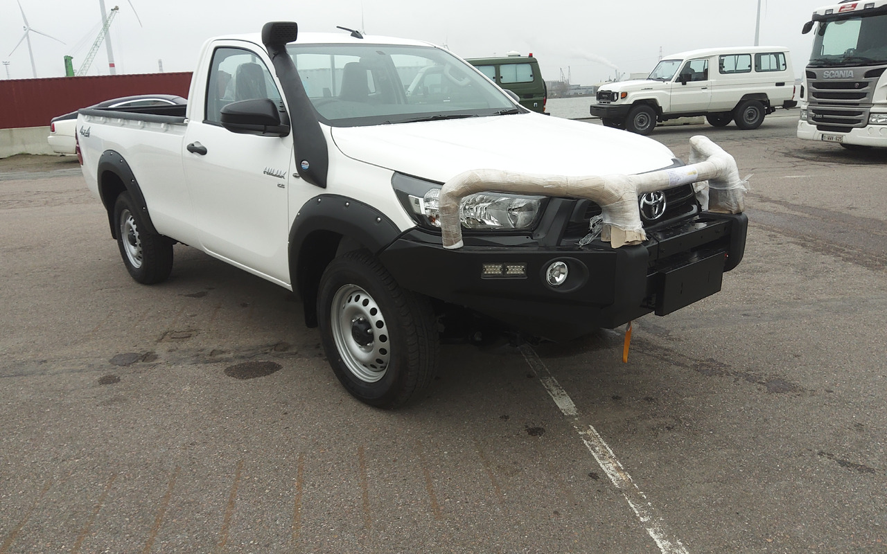 New Pickup truck Toyota Hilux / Revo RHD Pick-up single Cab 2.8L Diesel Manual: picture 8