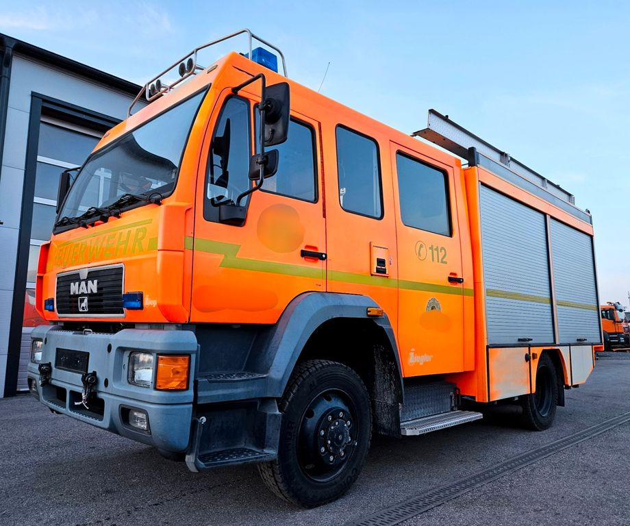 MAN 14.224 L80 4x4 Feuerwehr LF16 Ziegler MAN 14.224 L80 4x4 Feuerwehr LF16 Ziegler - Fire truck: picture 1 MAN 14.224 L80 4x4 Feuerwehr LF16 Ziegler MAN 14.224 L80 4x4 Feuerwehr LF16 Ziegler - Fire truck: picture 1