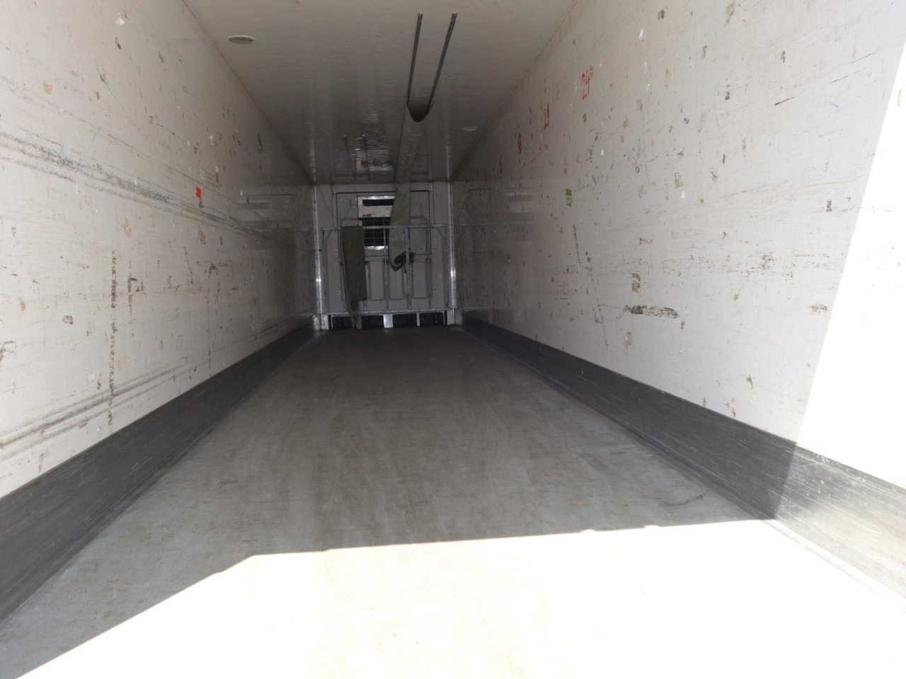 Refrigerator semi-trailer Lamberet LVF S3 mit Carrier 1300, 2.400 BtS.: picture 7