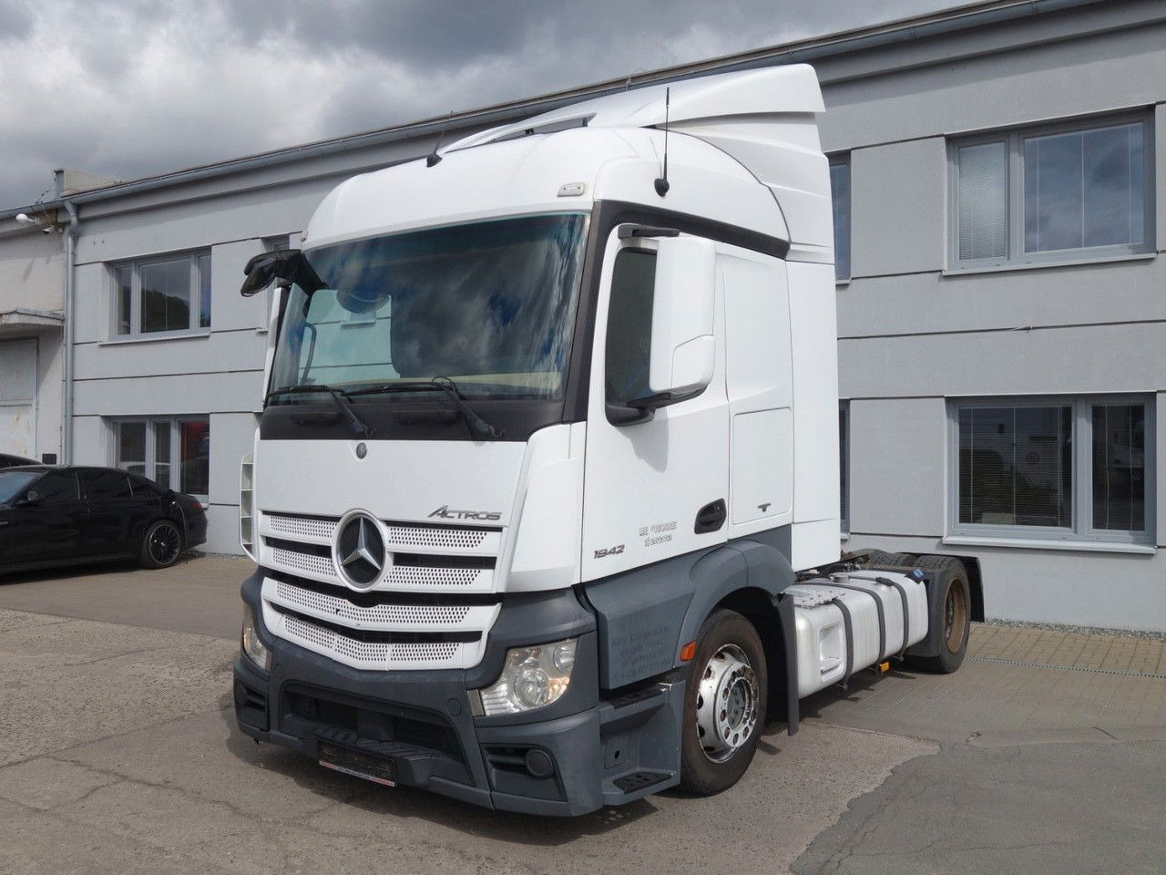 Mercedes-Benz Actros 1842 Lsnrl, Standklima, 2 Stk. - Tractor unit: picture 1 Mercedes-Benz Actros 1842 Lsnrl, Standklima, 2 Stk. - Tractor unit: picture 1