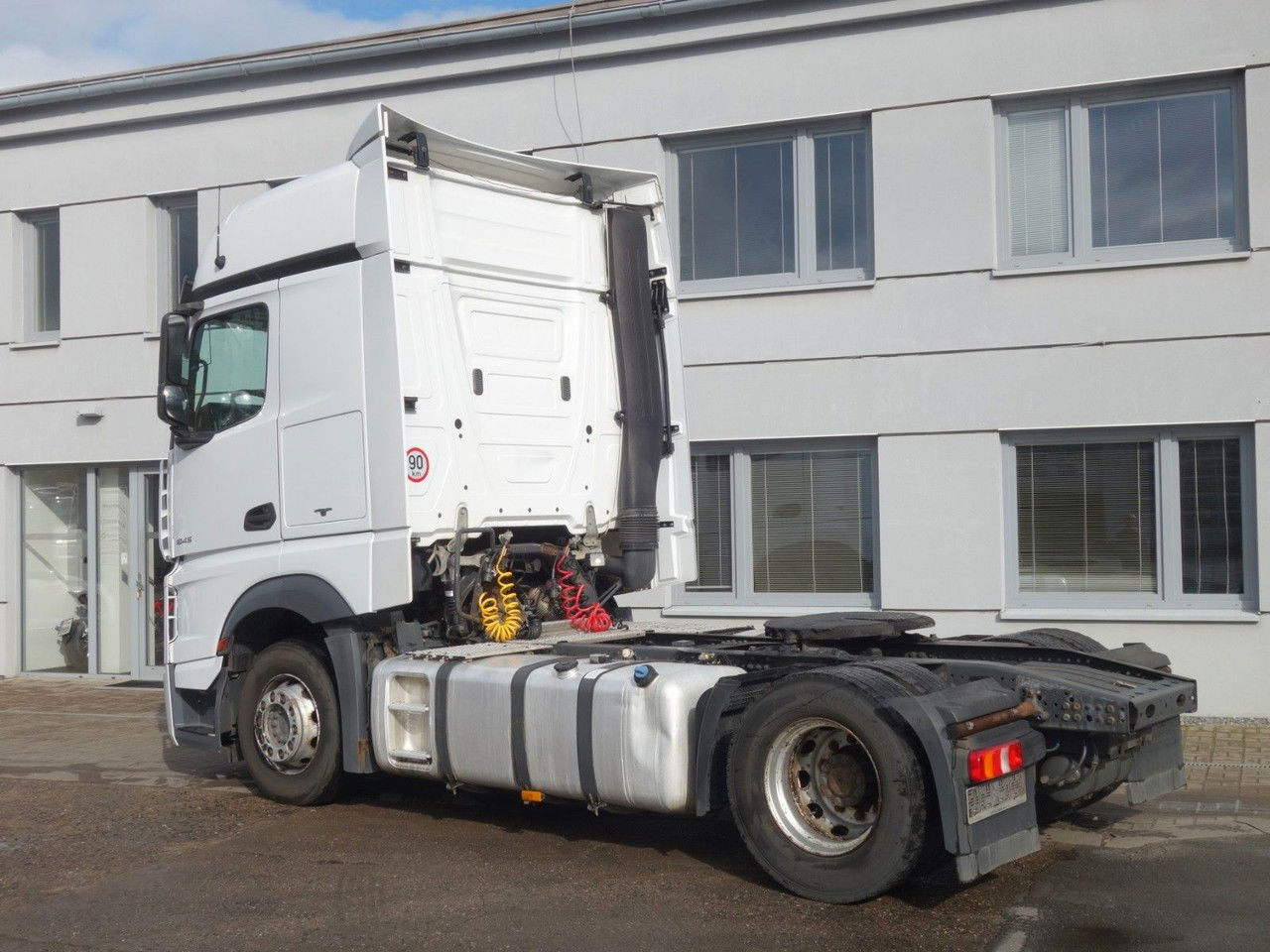 Mercedes-Benz Actros 1845 LS SD, Giga Space - Tractor unit: picture 3 Mercedes-Benz Actros 1845 LS SD, Giga Space - Tractor unit: picture 3