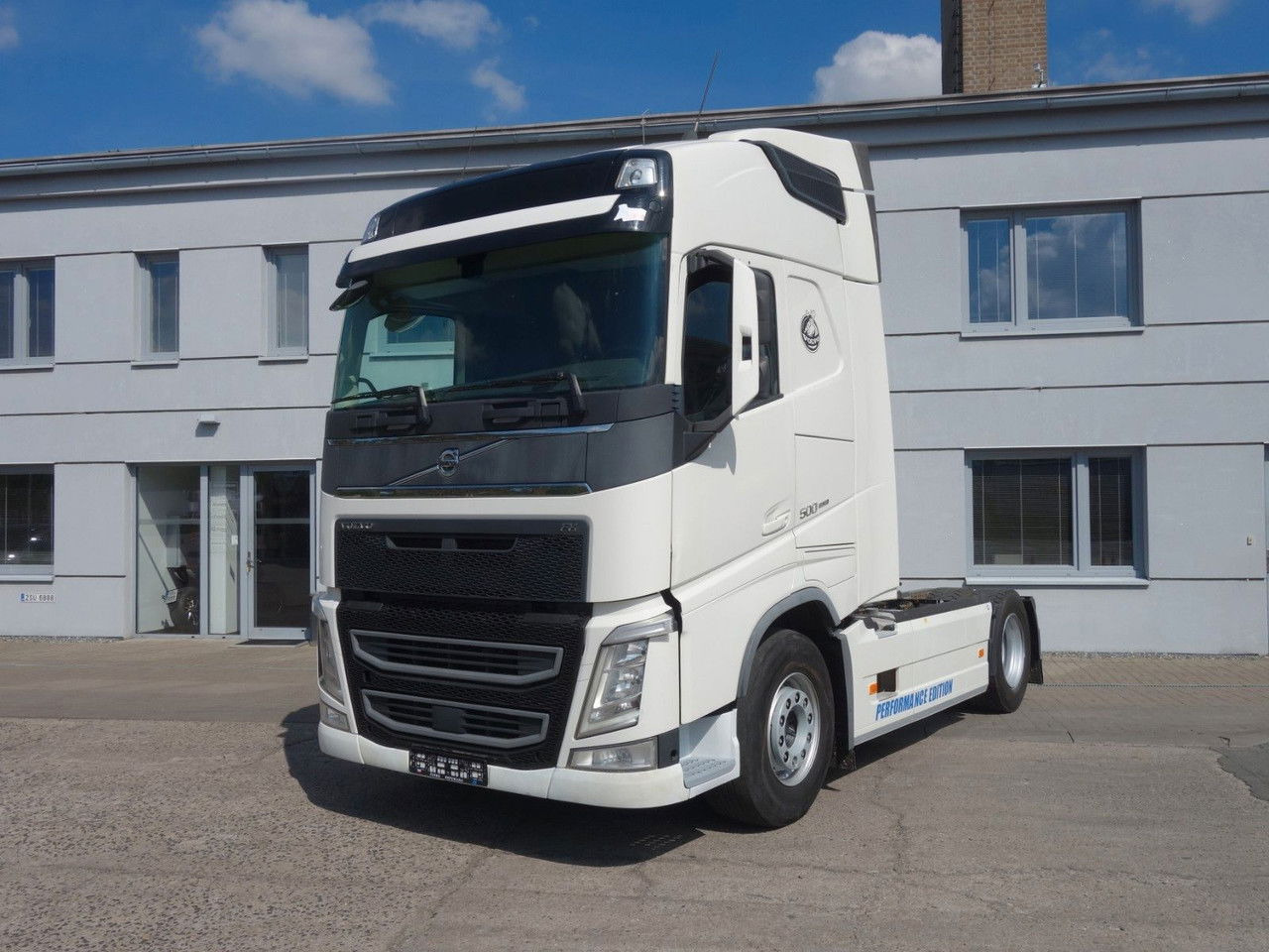 Volvo FH 500 Globetrotter, Standard - Tractor unit: picture 1 Volvo FH 500 Globetrotter, Standard - Tractor unit: picture 1