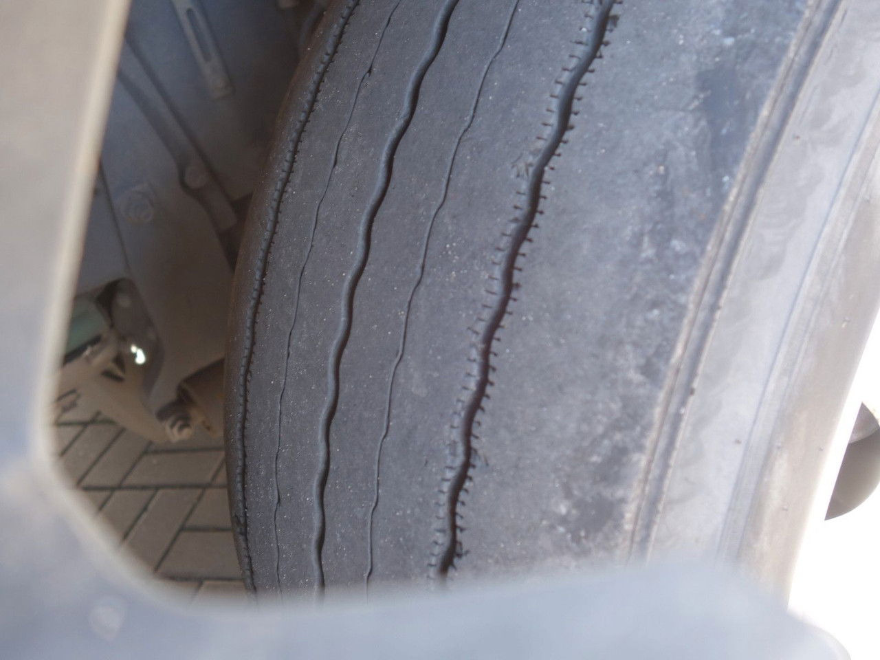 Autotransporter truck Volvo FM 13 460, mit Euro Lohr 2.53 Wxsyv2: picture 16 Autotransporter truck Volvo FM 13 460, mit Euro Lohr 2.53 Wxsyv2: picture 16