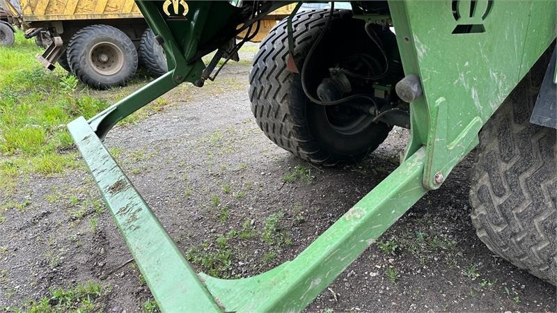 Krone GX440 GX440 - Forage mixer wagon: picture 5 Krone GX440 GX440 - Forage mixer wagon: picture 5