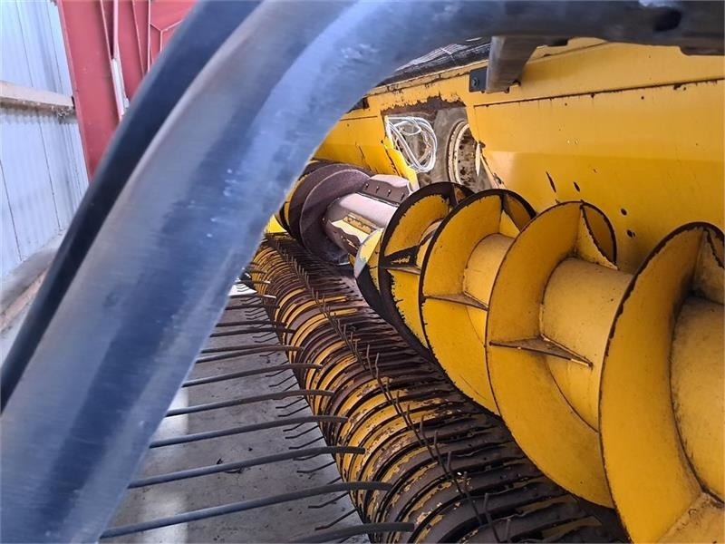 New Holland 283 Græs pick-up - Hay and forage equipment: picture 5 New Holland 283 Græs pick-up - Hay and forage equipment: picture 5