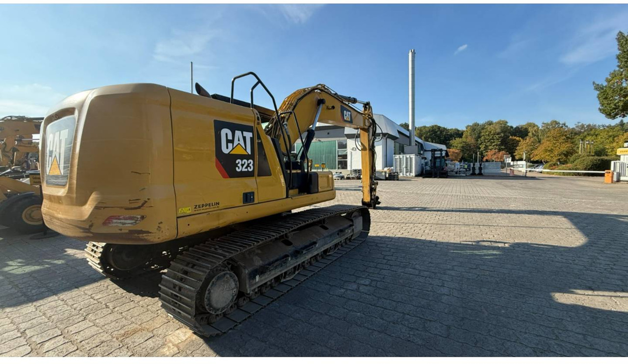 CAT 323-07 - Crawler excavator: picture 3 CAT 323-07 - Crawler excavator: picture 3