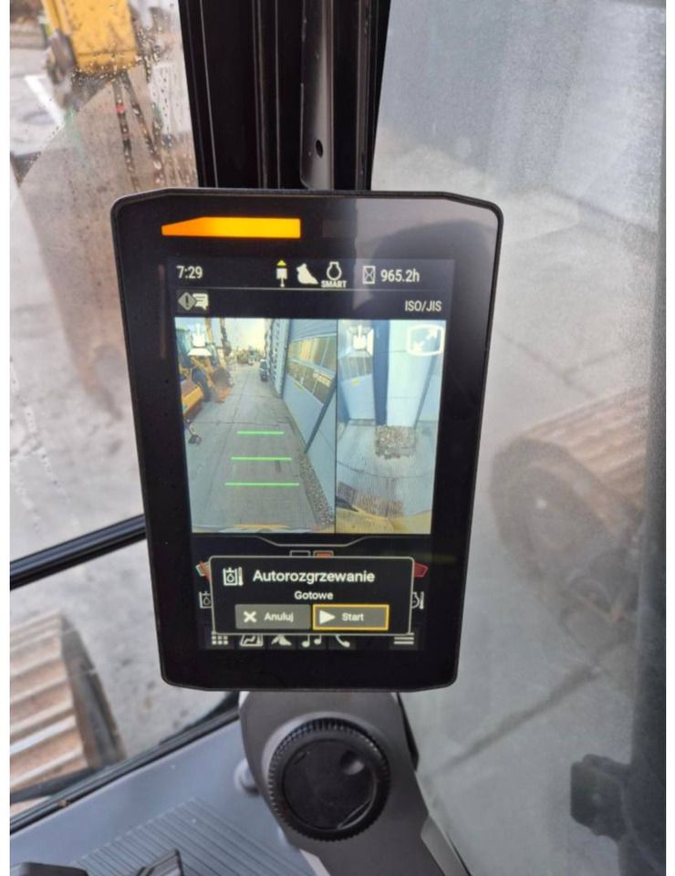 Crawler excavator CAT 320GC: picture 8