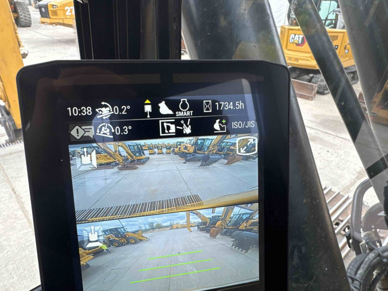 CAT 323 - Crawler excavator: picture 5 CAT 323 - Crawler excavator: picture 5