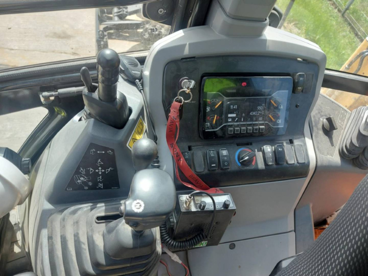 CAT 428 - Backhoe loader: picture 5 CAT 428 - Backhoe loader: picture 5