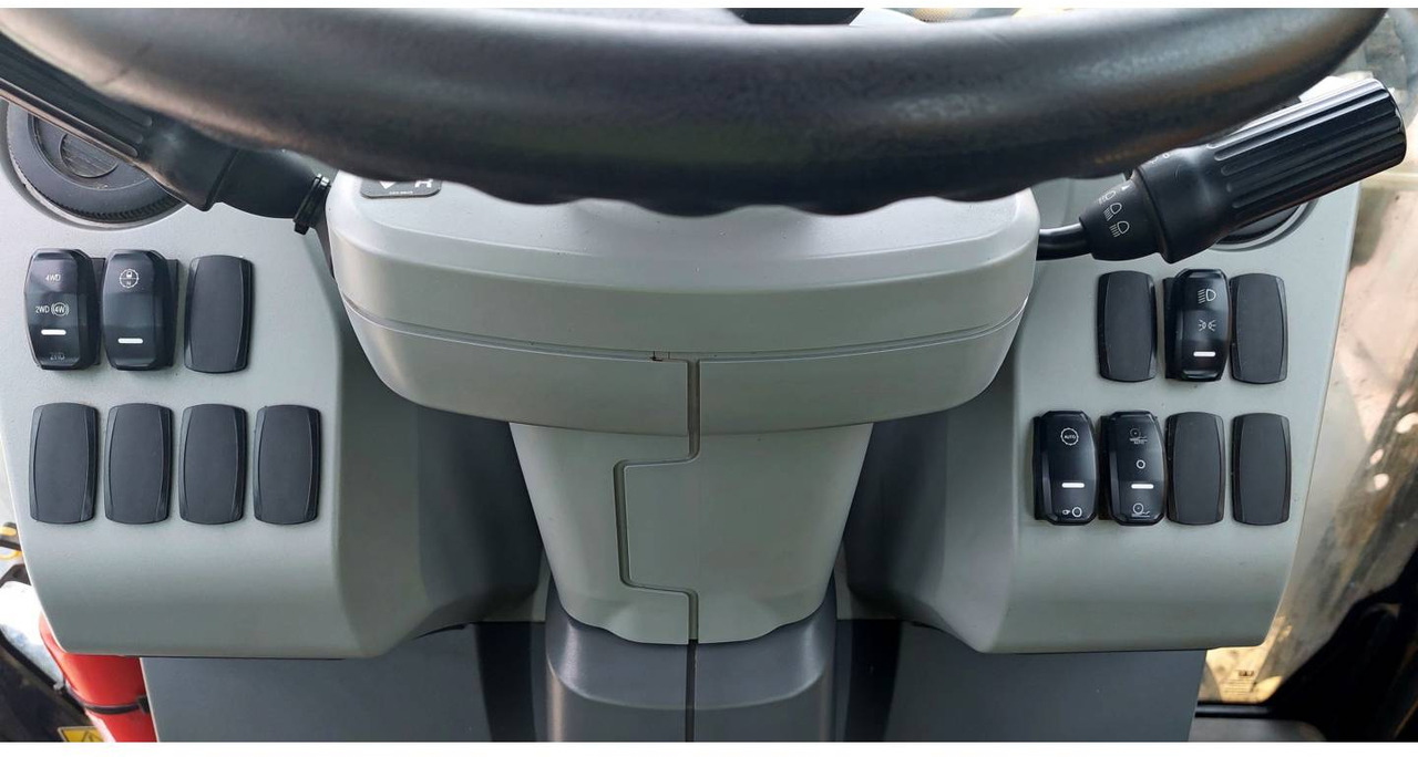 Backhoe loader CAT 432F2: picture 14