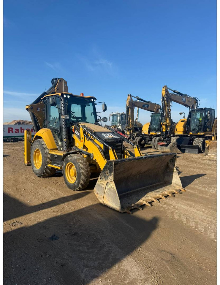 CAT 432F2 - Backhoe loader: picture 2 CAT 432F2 - Backhoe loader: picture 2