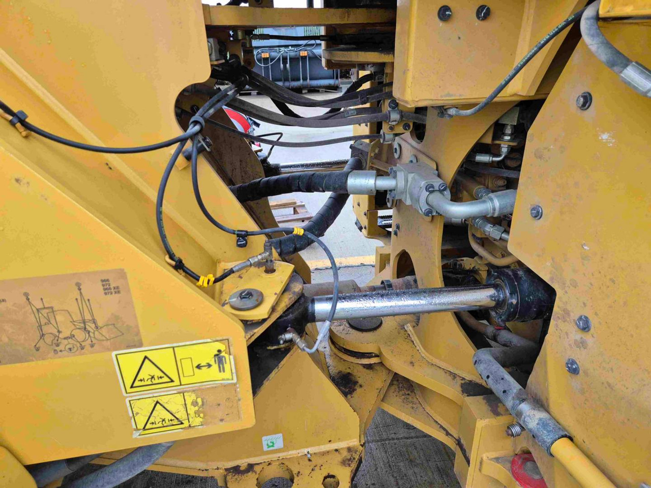 Wheel loader CAT 972: picture 14 Wheel loader CAT 972: picture 14