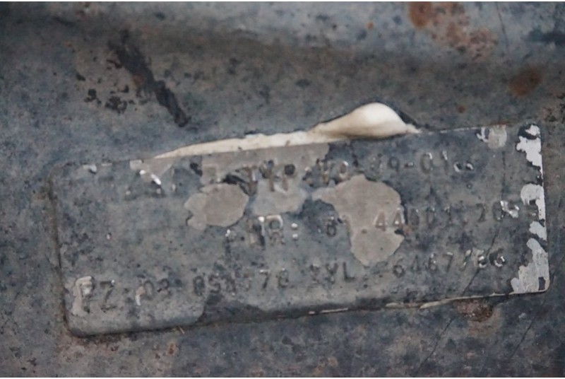 MAN VO-09-01 81.44001-7055 - Front axle for Truck: picture 3 MAN VO-09-01 81.44001-7055 - Front axle for Truck: picture 3