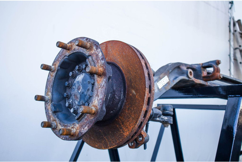 MAN VOK-06-05 81.44001-7352 - Front axle for Truck: picture 2 MAN VOK-06-05 81.44001-7352 - Front axle for Truck: picture 2