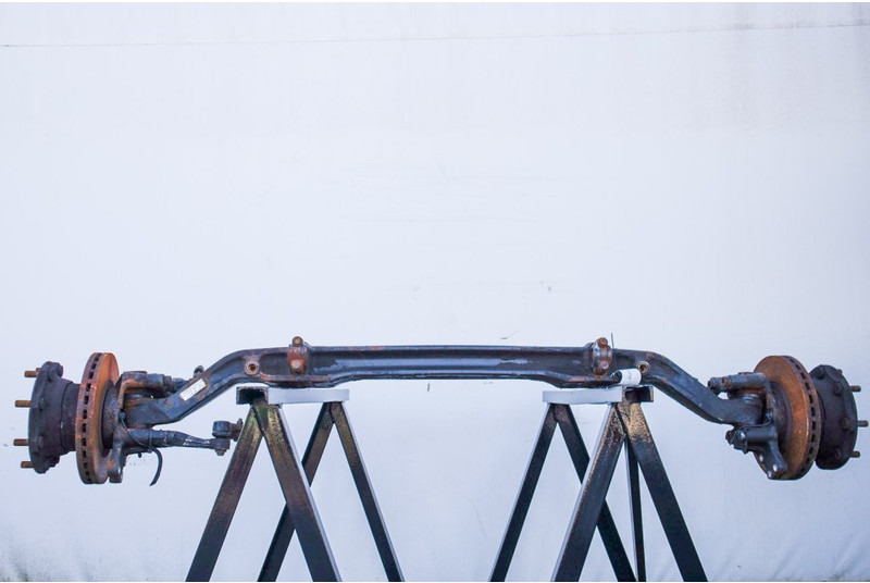 MAN VOK-06-05 81.44001-7352 - Front axle for Truck: picture 1 MAN VOK-06-05 81.44001-7352 - Front axle for Truck: picture 1