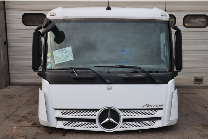 Mercedes-Benz M-CLASSIC 2.3 320MM - Cab and interior for Truck: picture 1 Mercedes-Benz M-CLASSIC 2.3 320MM - Cab and interior for Truck: picture 1