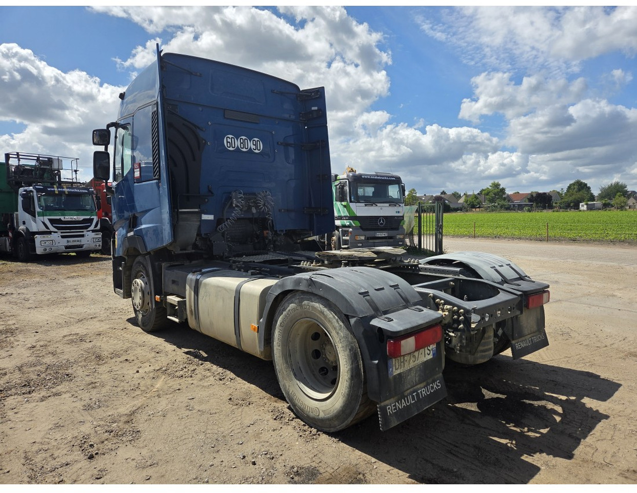 Renault T 460 4X2 Tractor Unit Retarder Hydraulic - Other machinery: picture 3 Renault T 460 4X2 Tractor Unit Retarder Hydraulic - Other machinery: picture 3