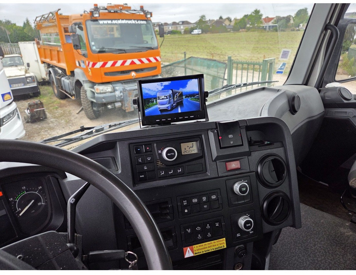 Concrete mixer truck Renault C430 8X4 CONCRETE MIXER MANUAL GEARBOX: picture 7