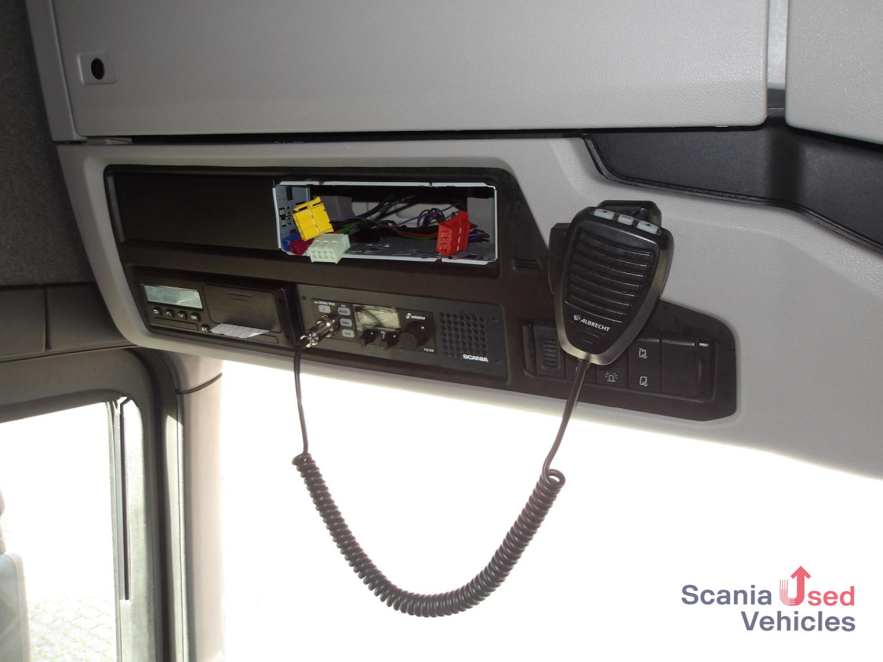 SCANIA R 460 NA - HYDRAULIK - ACC - HIGHLINE - ADR AT - Tractor unit: picture 2 SCANIA R 460 NA - HYDRAULIK - ACC - HIGHLINE - ADR AT - Tractor unit: picture 2