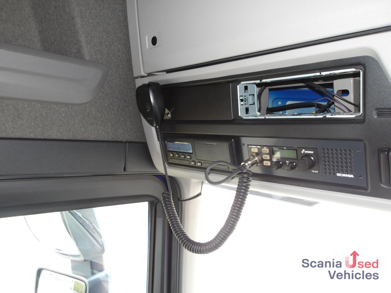 SCANIA S 500 NB - FULL AIR - HIGHLINE - 2x TANKs - - Tractor unit: picture 3 SCANIA S 500 NB - FULL AIR - HIGHLINE - 2x TANKs - - Tractor unit: picture 3
