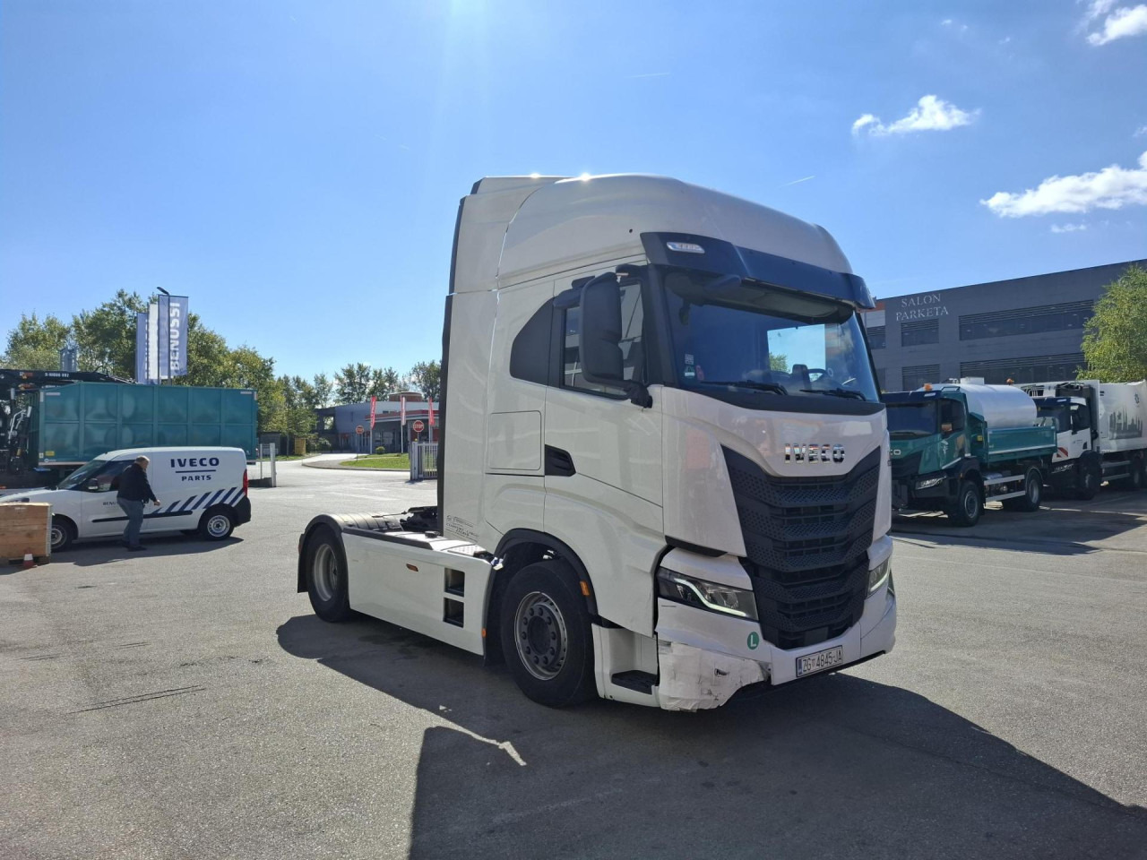 IVECO S-Way AS440S49T/P - Tractor unit: picture 2 IVECO S-Way AS440S49T/P - Tractor unit: picture 2