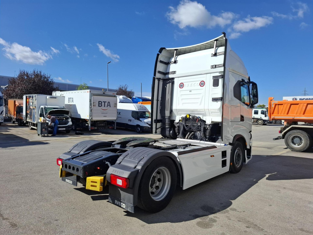 IVECO S-Way AS440S49T/P - Tractor unit: picture 3 IVECO S-Way AS440S49T/P - Tractor unit: picture 3