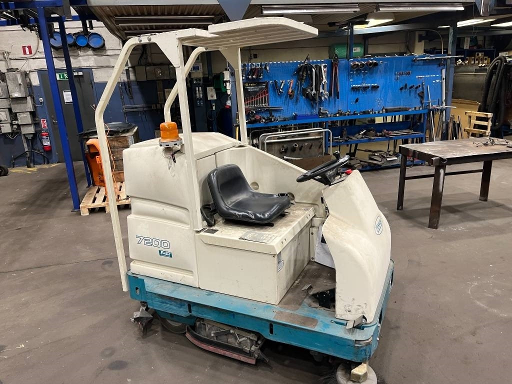 Tennant 7200 - Scrubber dryer: picture 1 Tennant 7200 - Scrubber dryer: picture 1