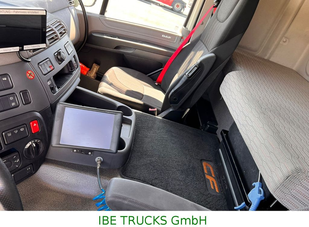 DAF CF 450 4x2, E6, ADR, PTO DAF CF 450 4x2, E6, ADR, PTO - Tractor unit: picture 5 DAF CF 450 4x2, E6, ADR, PTO DAF CF 450 4x2, E6, ADR, PTO - Tractor unit: picture 5