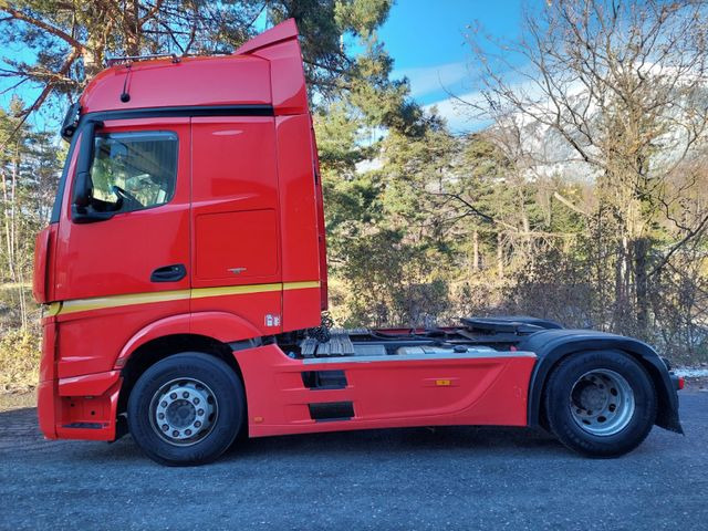 Mercedes-Benz Actros 1845 4x2, E6, Retarder, Schubbodenhydraul Mercedes-Benz Actros 1845 4x2, E6, Retarder, Schubbodenhydraul - Tractor unit: picture 5 Mercedes-Benz Actros 1845 4x2, E6, Retarder, Schubbodenhydraul Mercedes-Benz Actros 1845 4x2, E6, Retarder, Schubbodenhydraul - Tractor unit: picture 5