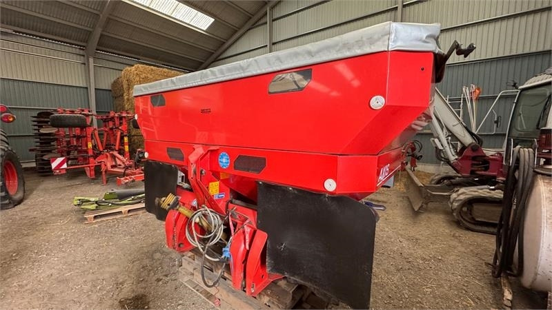 Kuhn RAUCH AXIS 30.1 - Fertilizer spreader: picture 2 Kuhn RAUCH AXIS 30.1 - Fertilizer spreader: picture 2