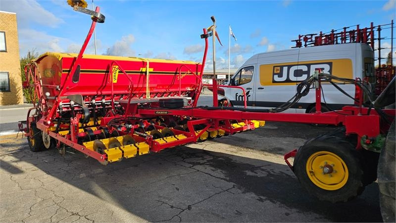Vaderstad Rapid 400 Super XL - Seed drill: picture 1 Vaderstad Rapid 400 Super XL - Seed drill: picture 1