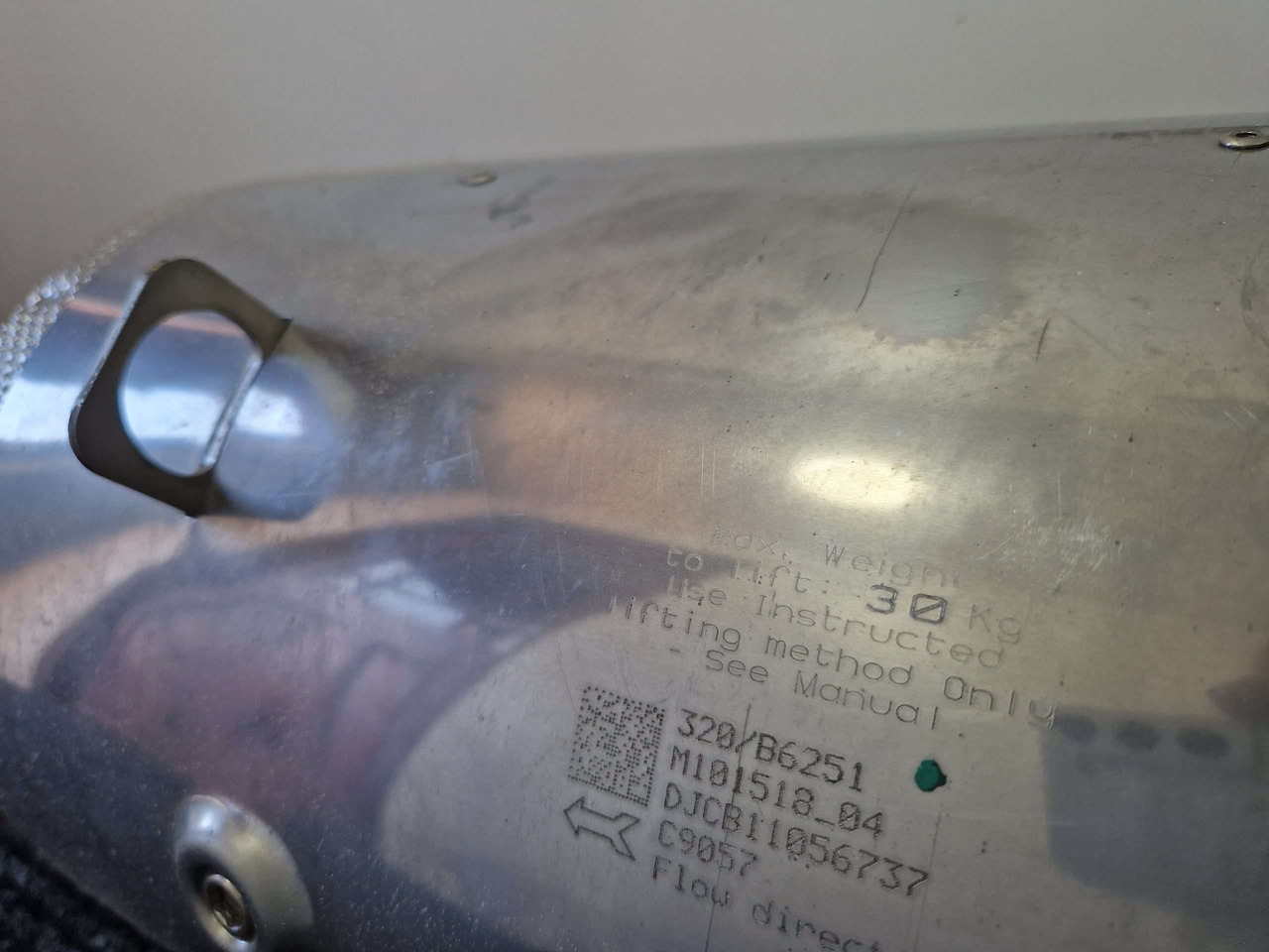 Exhaust silencer JCB 320/B6251 SCR Adblue - Engine and parts for Construction machinery: picture 5 Exhaust silencer JCB 320/B6251 SCR Adblue - Engine and parts for Construction machinery: picture 5