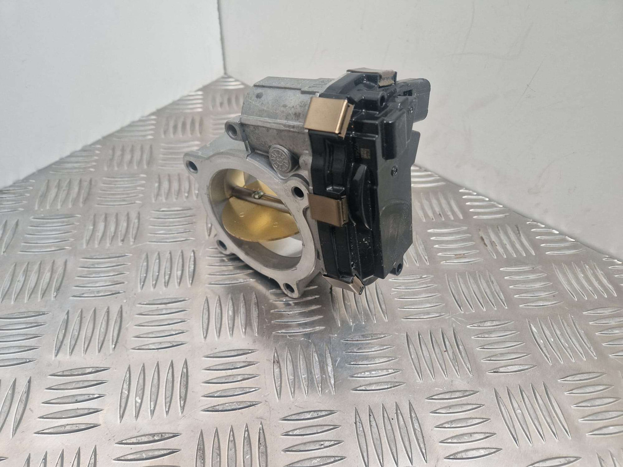 JCB hitachi throttle 320/05645 RMA72-800 - Engine and parts for Construction machinery: picture 3 JCB hitachi throttle 320/05645 RMA72-800 - Engine and parts for Construction machinery: picture 3