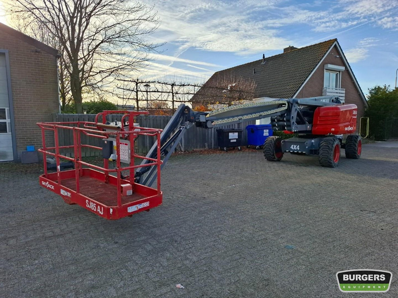 Skyjack SJ85 AJ - Articulated boom: picture 1 Skyjack SJ85 AJ - Articulated boom: picture 1