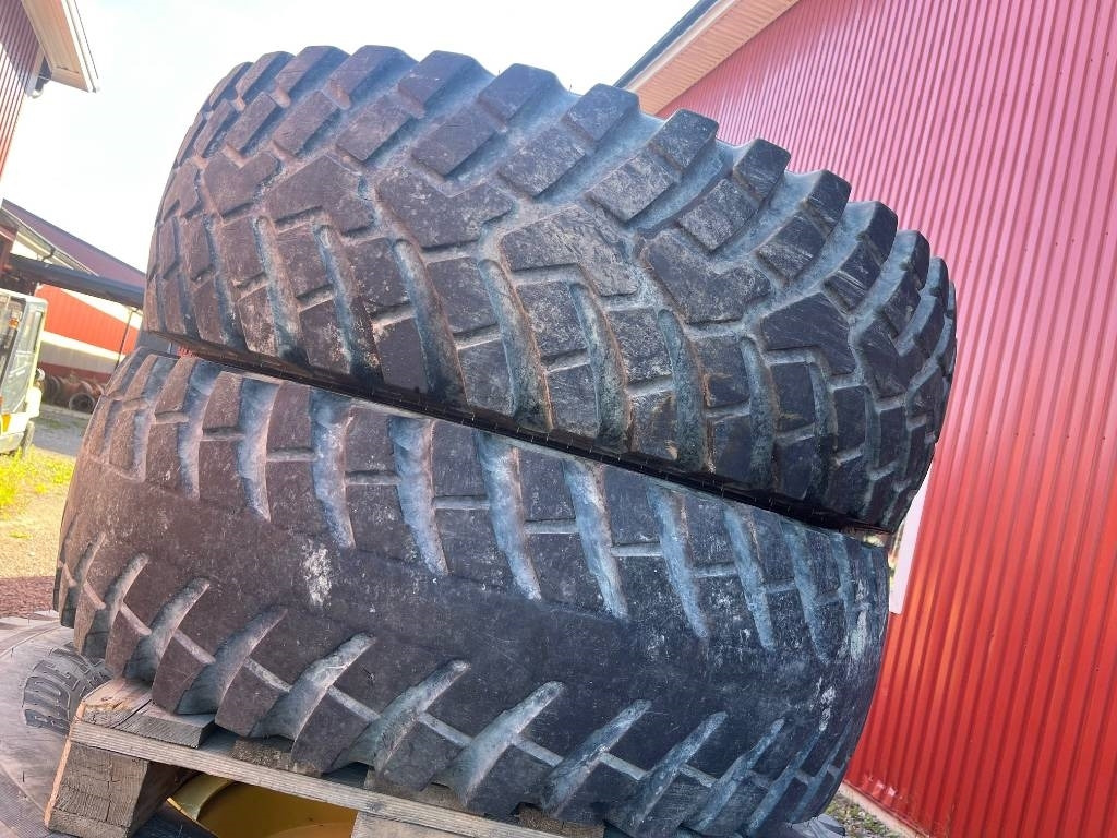BKT 540/80-38 Ridemax till John Deere 6630 - Tire for Agricultural machinery: picture 4 BKT 540/80-38 Ridemax till John Deere 6630 - Tire for Agricultural machinery: picture 4