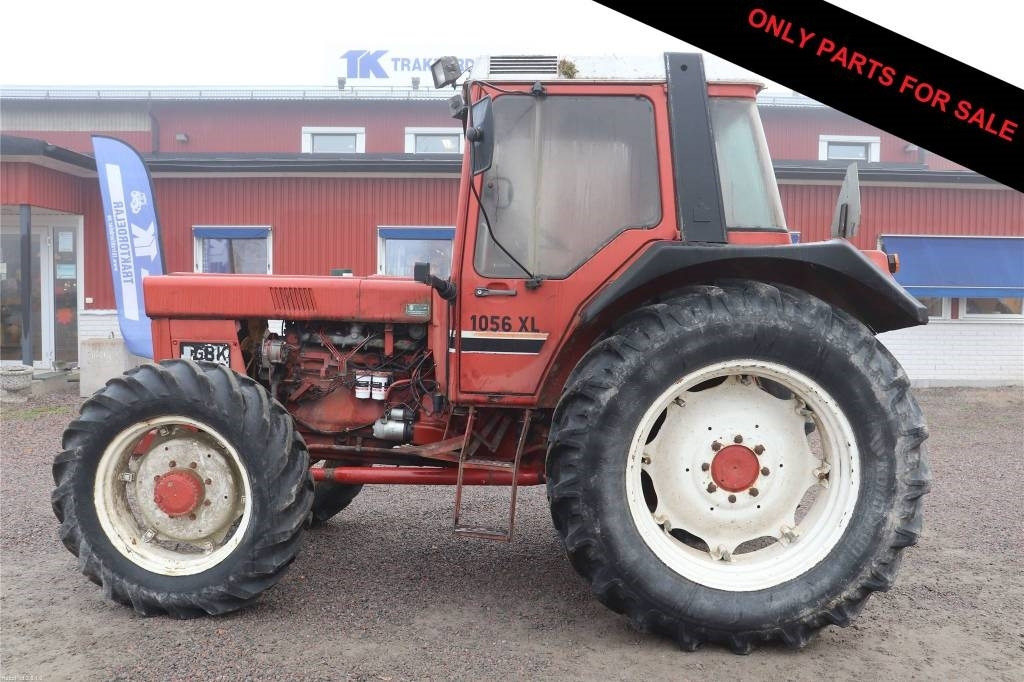 Case IH 1056 XL Dismantled. Only spare parts - Farm tractor: picture 1 Case IH 1056 XL Dismantled. Only spare parts - Farm tractor: picture 1